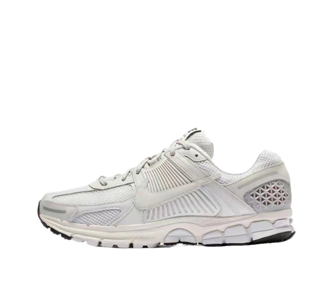 Nike Zoom Vomero 5 Shoes
